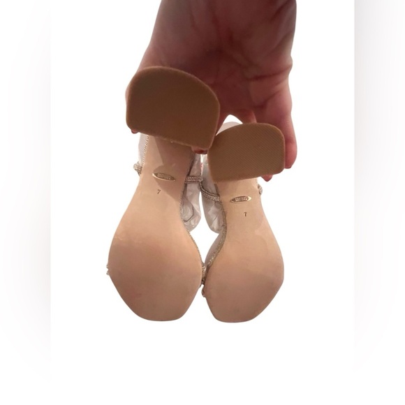 NIB Badgley Mischka Women’s Firey Heeled Sandals in Gold in size 7 - Picture 8 of 8